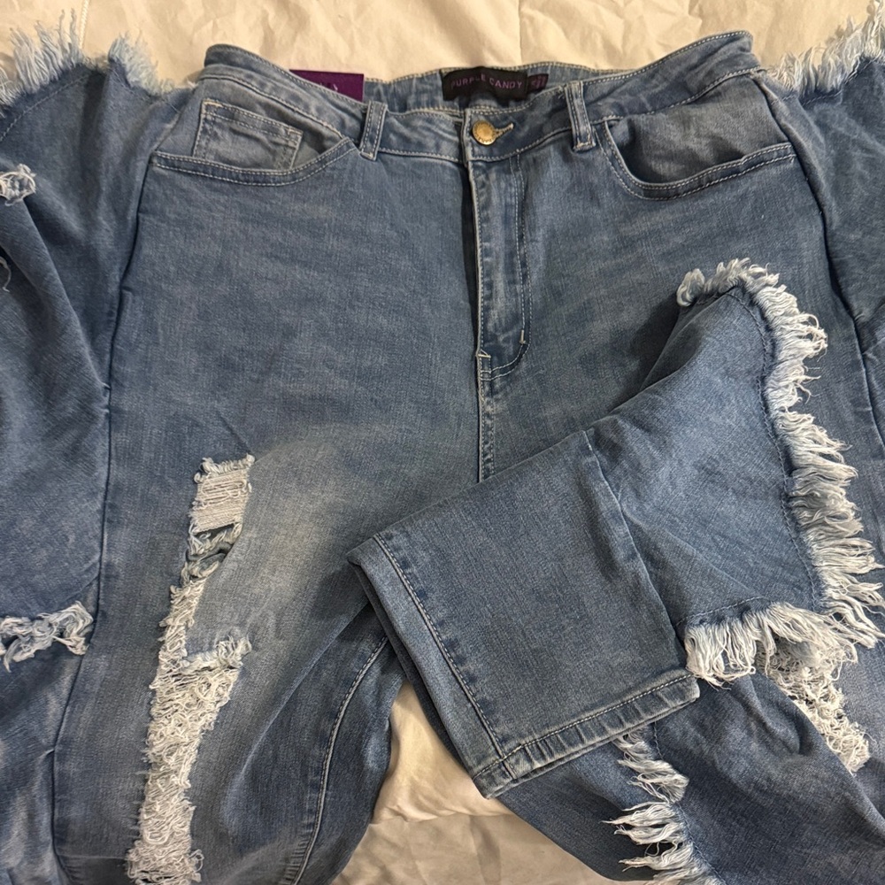 Edgy High Rise Blue Jeans